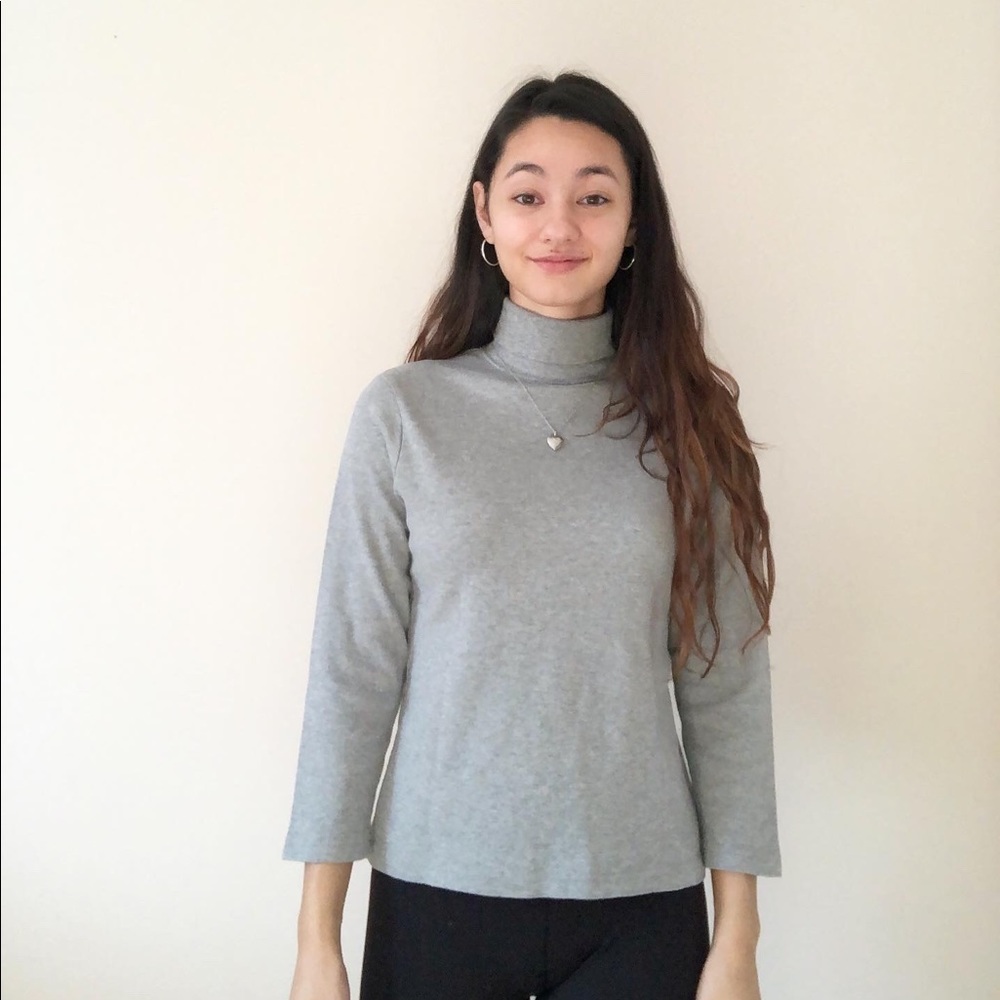 Grey turtleneck size small